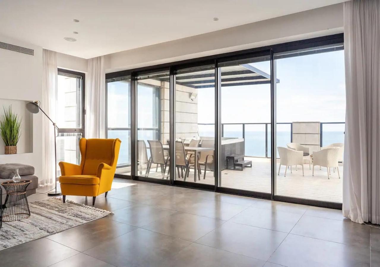 דירות בת ים Oַ&O Group- Luxury Penthouse Jacuzzi Sea 36 Floor מראה חיצוני תמונה