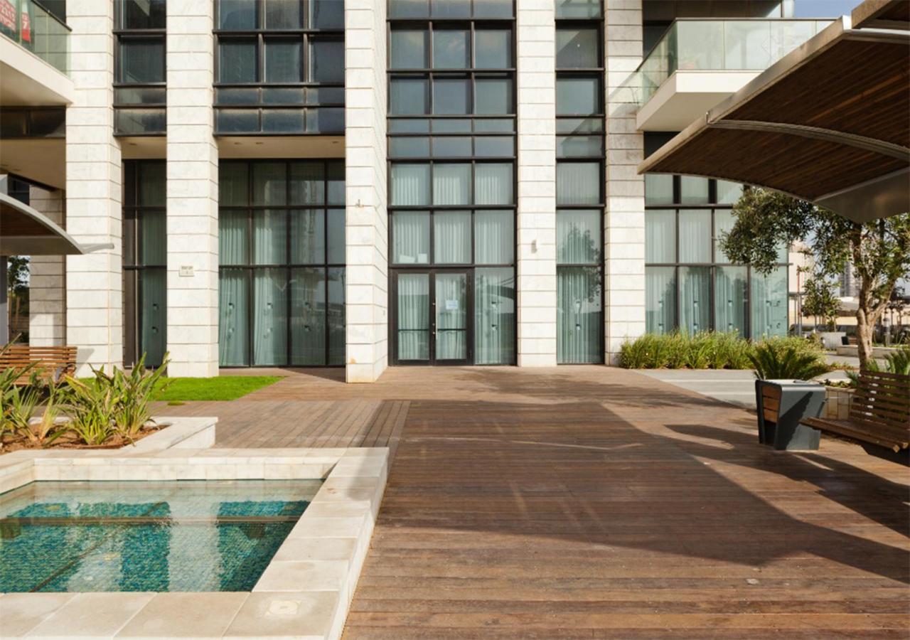 דירות בת ים Oַ&O Group- Luxury Penthouse Jacuzzi Sea 36 Floor מראה חיצוני תמונה