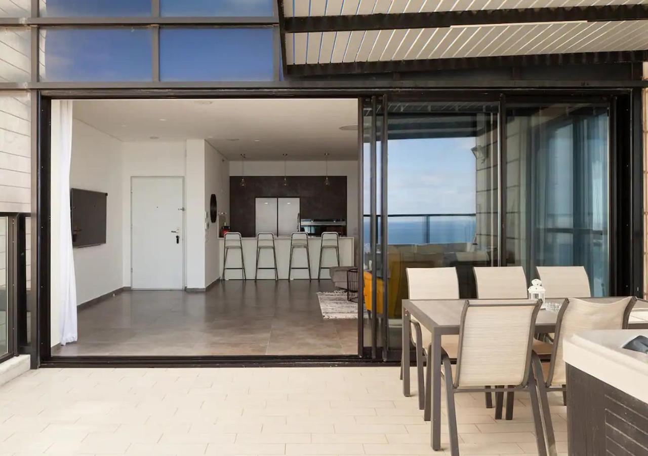 דירות בת ים Oַ&O Group- Luxury Penthouse Jacuzzi Sea 36 Floor מראה חיצוני תמונה