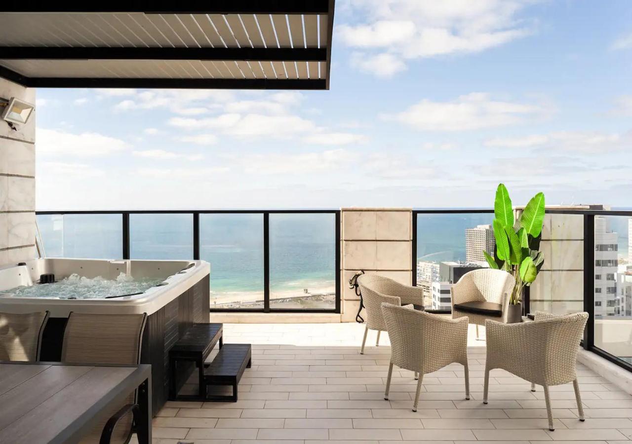 דירות בת ים Oַ&O Group- Luxury Penthouse Jacuzzi Sea 36 Floor מראה חיצוני תמונה
