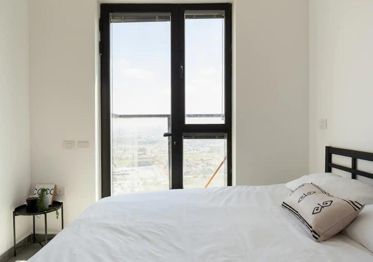דירות בת ים Oַ&O Group- Luxury Penthouse Jacuzzi Sea 36 Floor מראה חיצוני תמונה