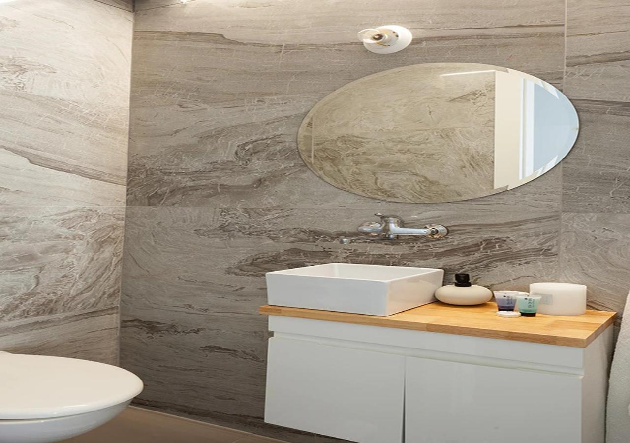 דירות בת ים Oַ&O Group- Luxury Penthouse Jacuzzi Sea 36 Floor מראה חיצוני תמונה